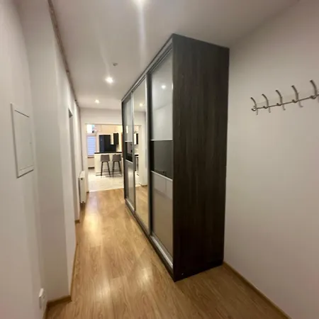 Blisko Krzywej Wiezy Dostep Za Pomoca Kodu Zabkowice Slaskie