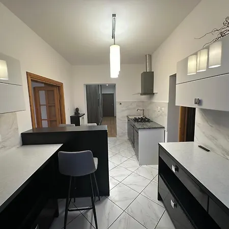 Blisko Krzywej Wiezy W Zabkowicach Slaskich Apartment Zabkowice Slaskie
