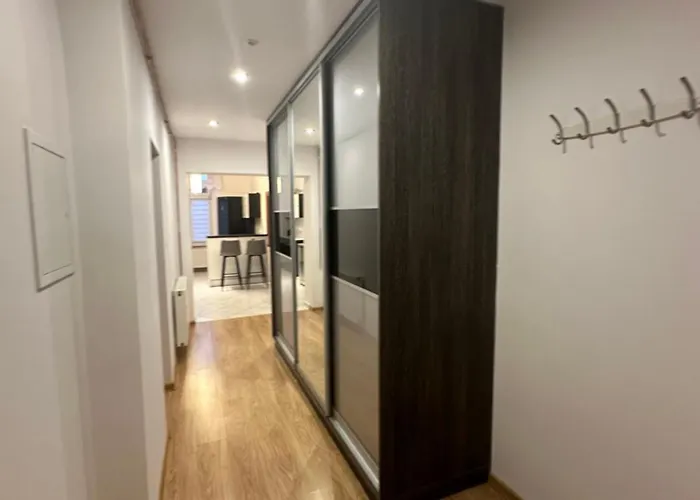 Blisko Krzywej Wiezy Dostep Za Pomoca Kodu Zabkowice Slaskie