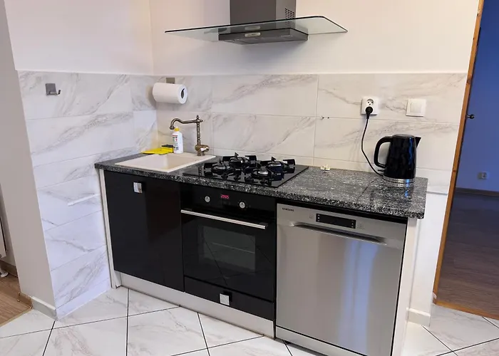 Blisko Krzywej Wiezy Dostep Za Pomoca Kodu *