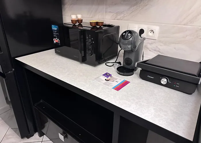 Blisko Krzywej Wiezy Dostep Za Pomoca Kodu *